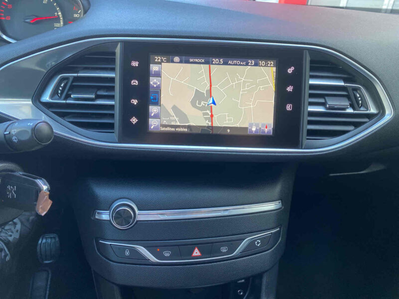 PEUGEOT 308 II 1.6 HDi 100 ALLURE