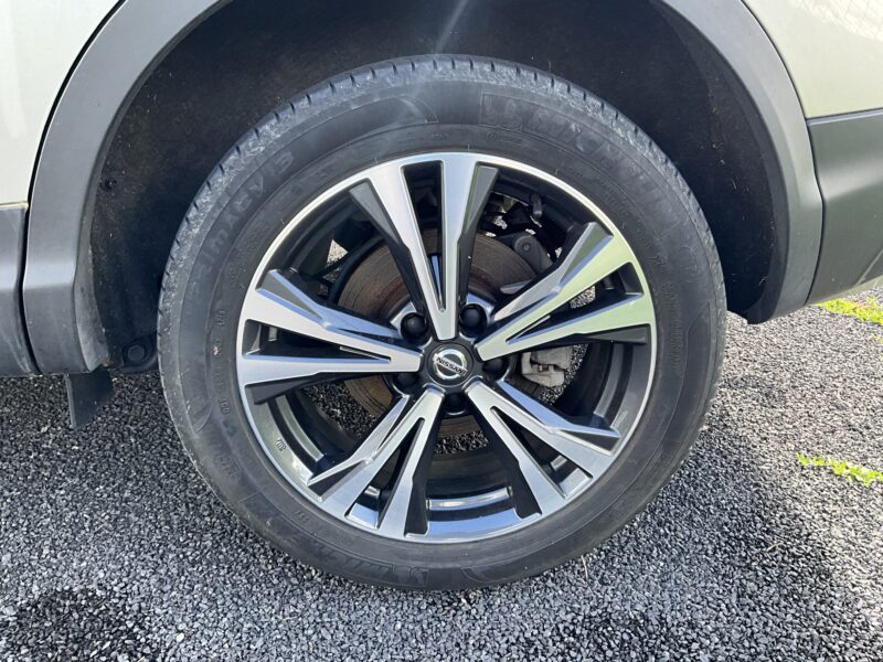 NISSAN QASHQAI  2019