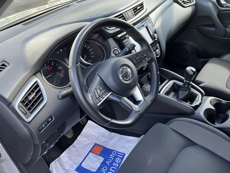 NISSAN QASHQAI  2019