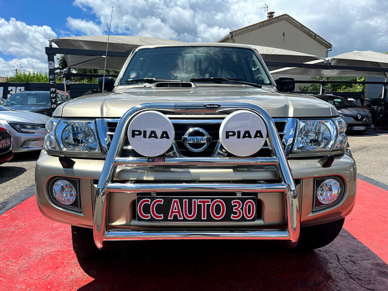 NISSAN PATROL GR V Wagon 2004
