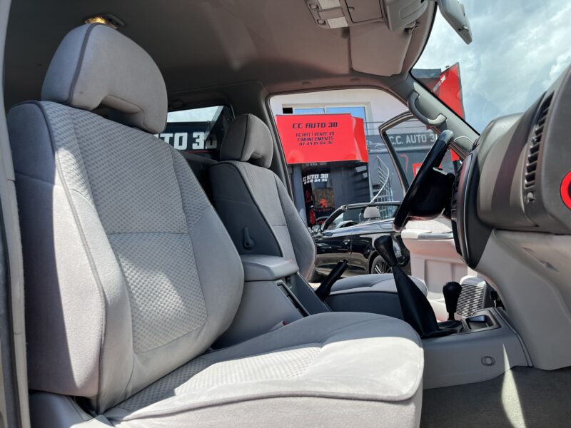 NISSAN PATROL GR V Wagon 2004