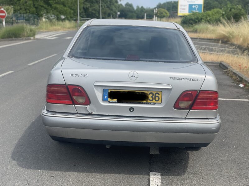MERCEDES CLASSE E 1997