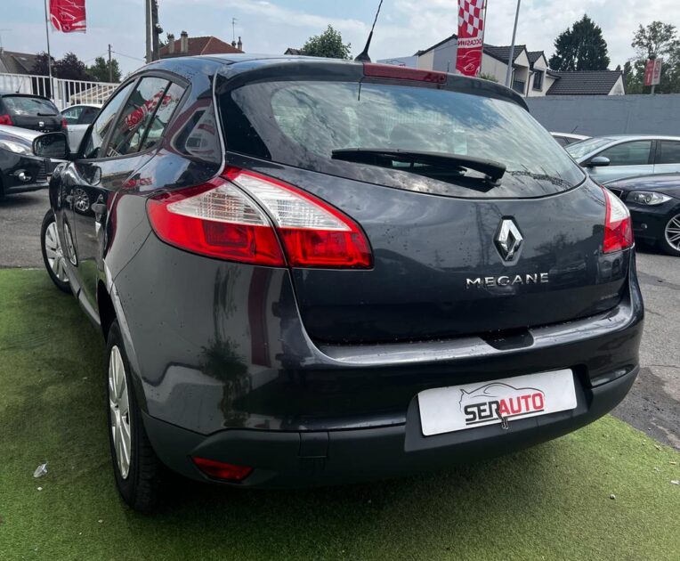 RENAULT MEGANE III 2010