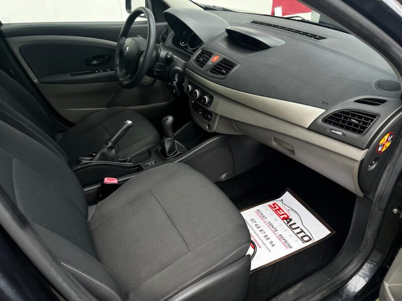 RENAULT MEGANE III 2010