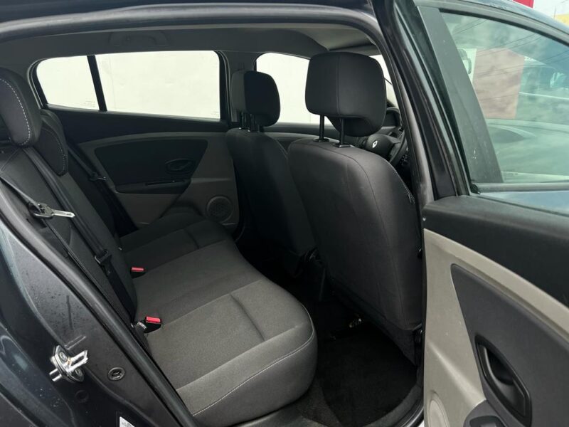 RENAULT MEGANE III 2010