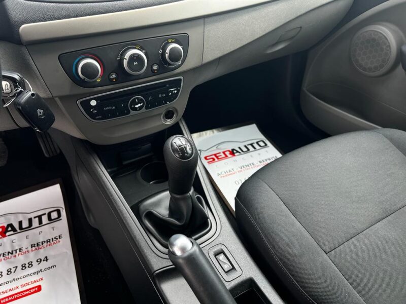 RENAULT MEGANE III 2010