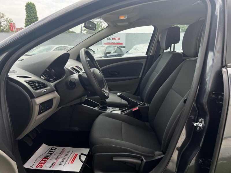 RENAULT MEGANE III 2010