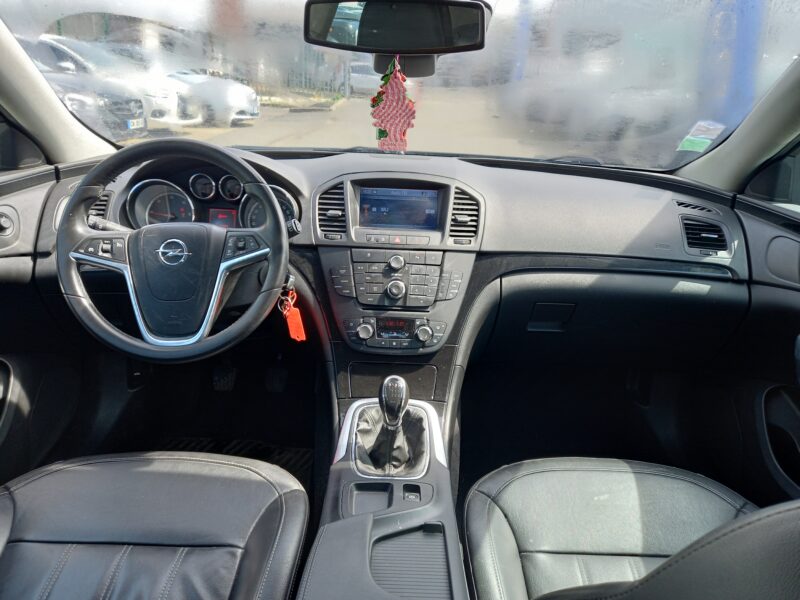 OPEL INSIGNIA A 2010