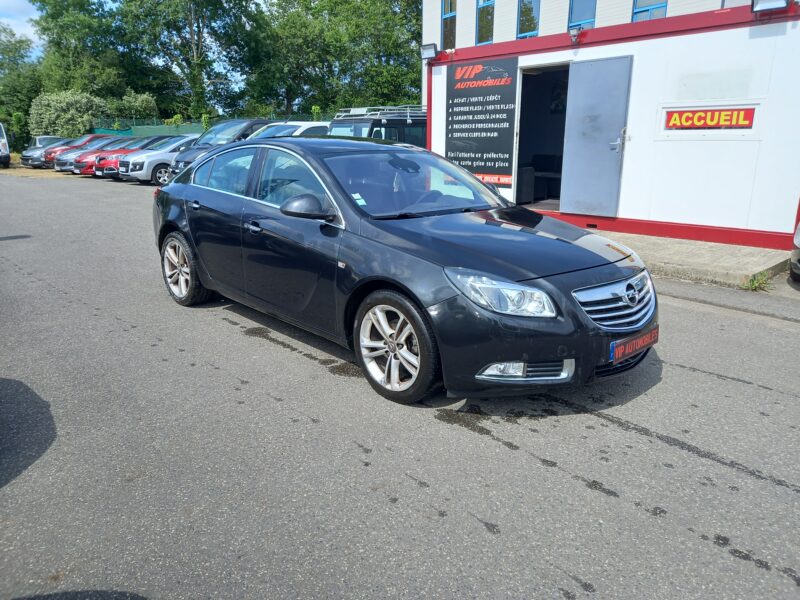 OPEL INSIGNIA A 2010