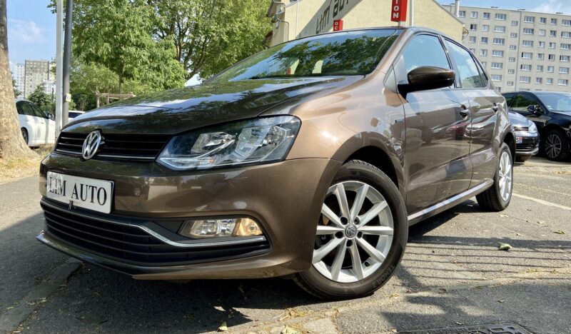 VOLKSWAGEN POLO V 2015