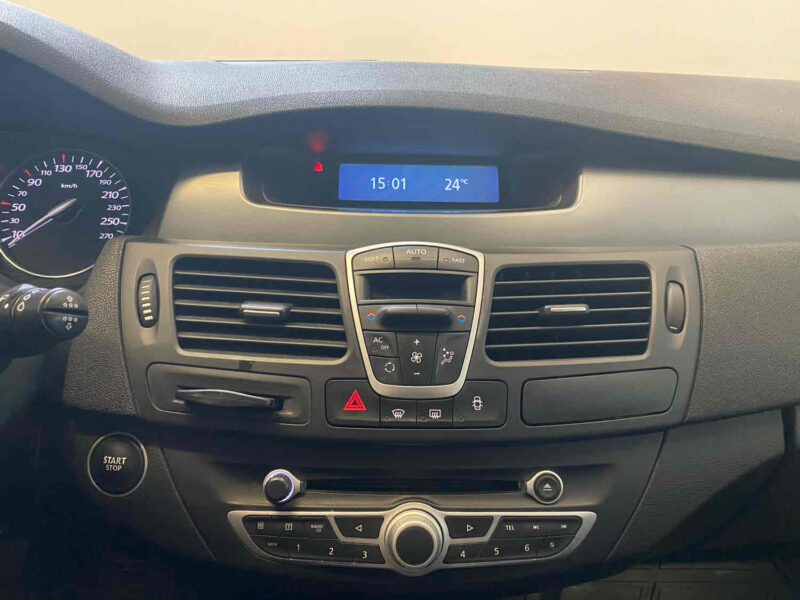 RENAULT LAGUNA III 2009