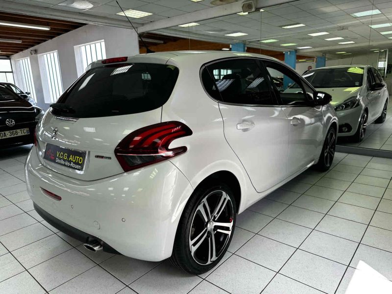 PEUGEOT 208 1.2 Puretech 110 S&S BVM5 GT Line