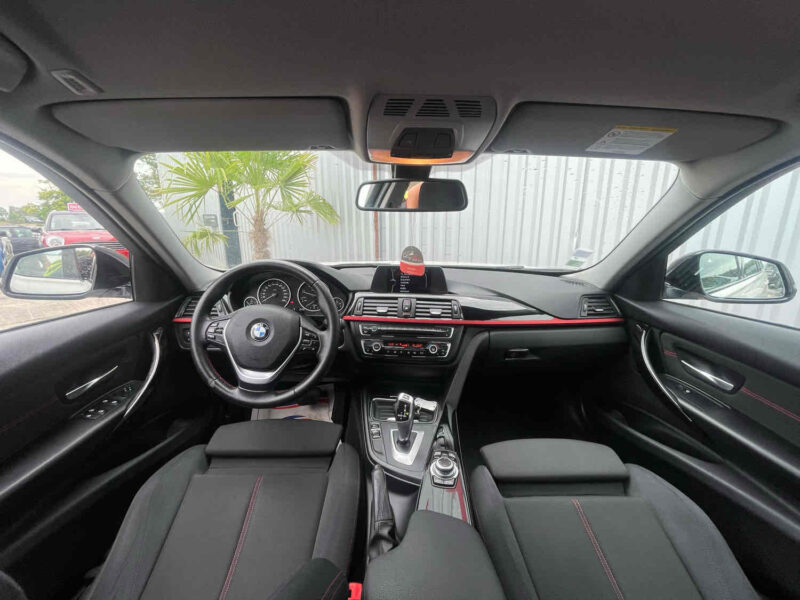 B.M.W. 3 Touring 2013