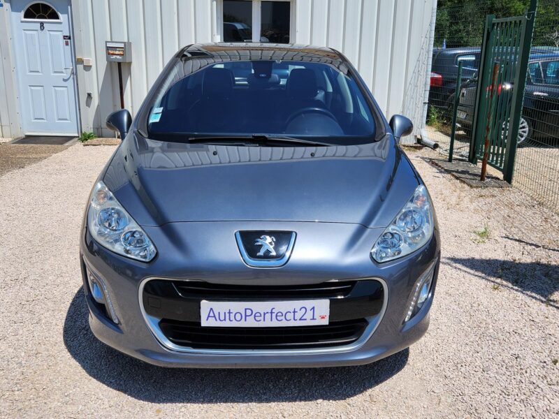 PEUGEOT 308 I 2011