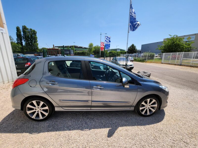 PEUGEOT 308 I 2011