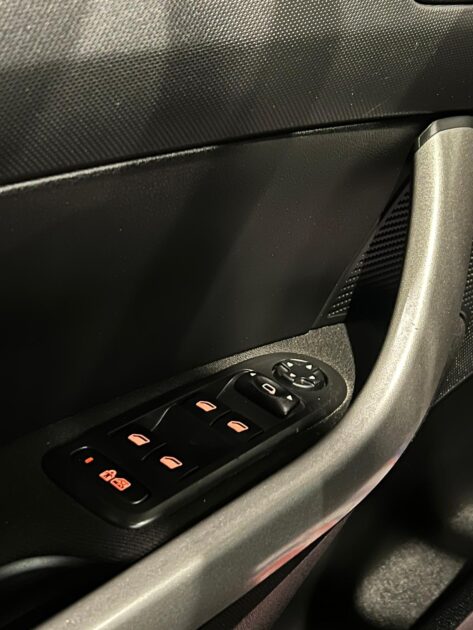 PEUGEOT 308 SW I 2011