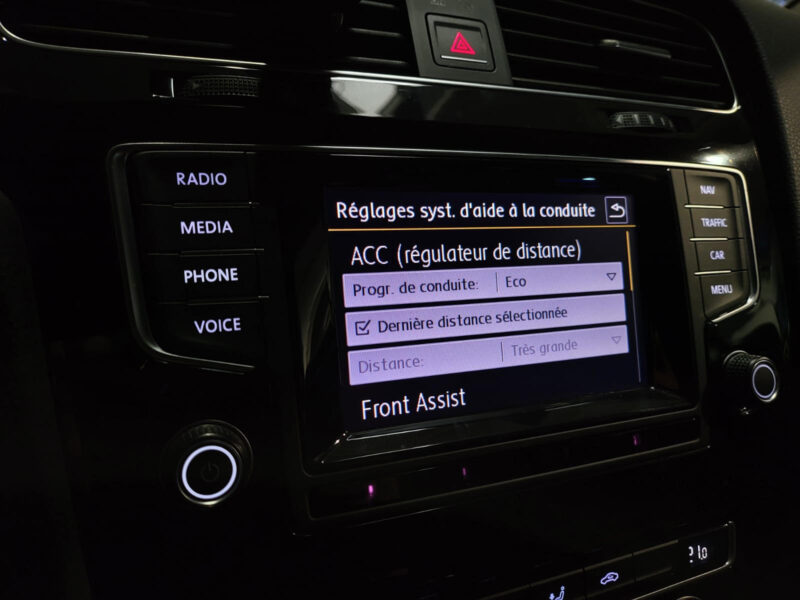 VOLKSWAGEN GOLF VII 105 CV ACC / DEMARRAGE SANS CLE / RADAR