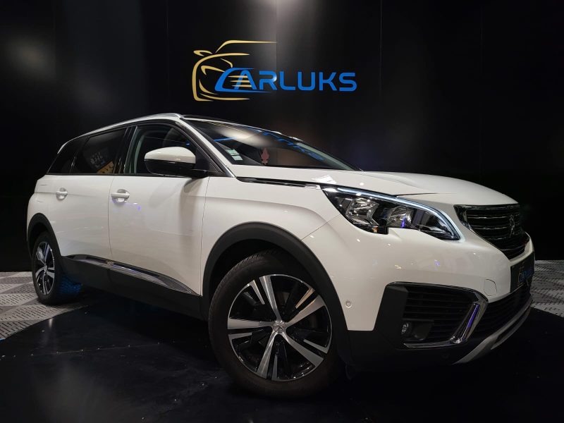 PEUGEOT 5008 130 CV ALLURE TOIT OUVRANT / CAMERA / KEYLESS GO