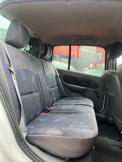 RENAULT CLIO II 2001