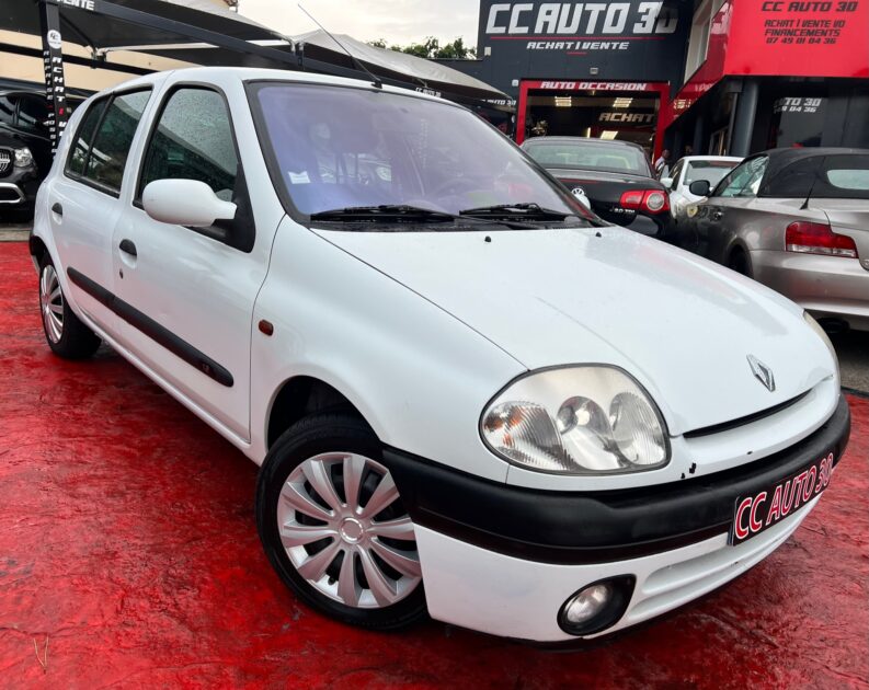 RENAULT CLIO II 2001