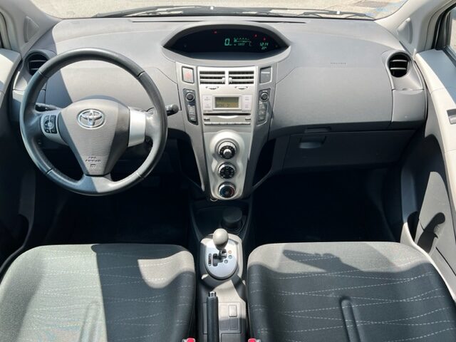 TOYOTA YARIS 1.3 - 100 VVT-i - BV MultiMode