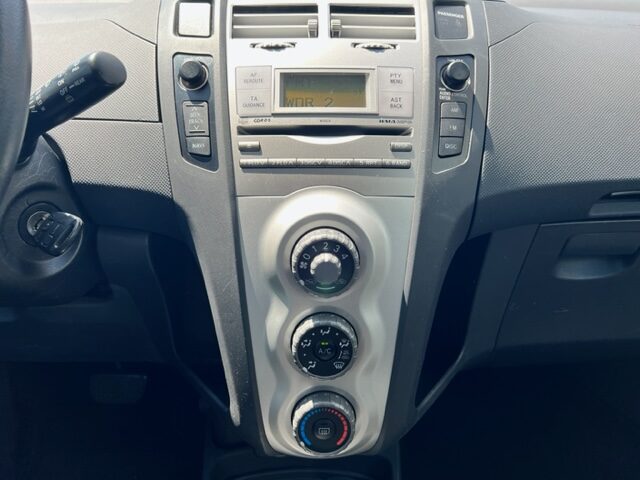 TOYOTA YARIS 1.3 - 100 VVT-i - BV MultiMode