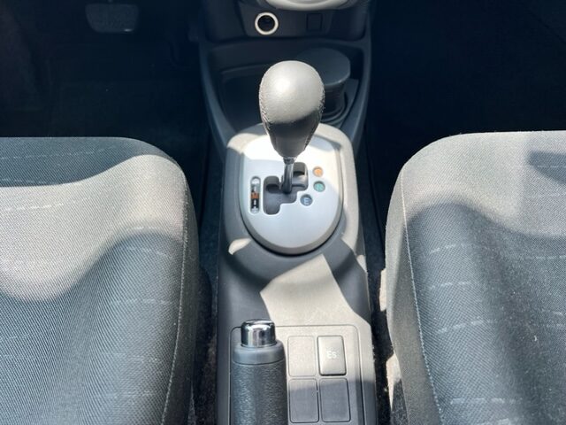 TOYOTA YARIS 1.3 - 100 VVT-i - BV MultiMode