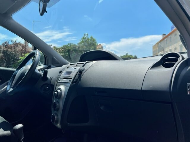 TOYOTA YARIS 1.3 - 100 VVT-i - BV MultiMode