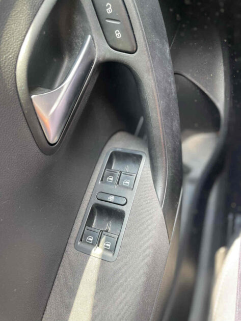 VOLKSWAGEN POLO V 2013