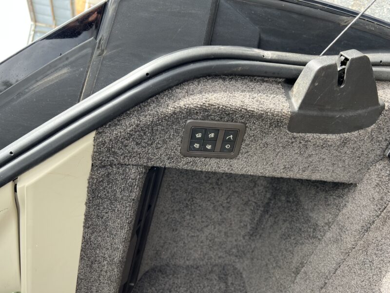 LAND ROVER RANGE ROVER IV 2014