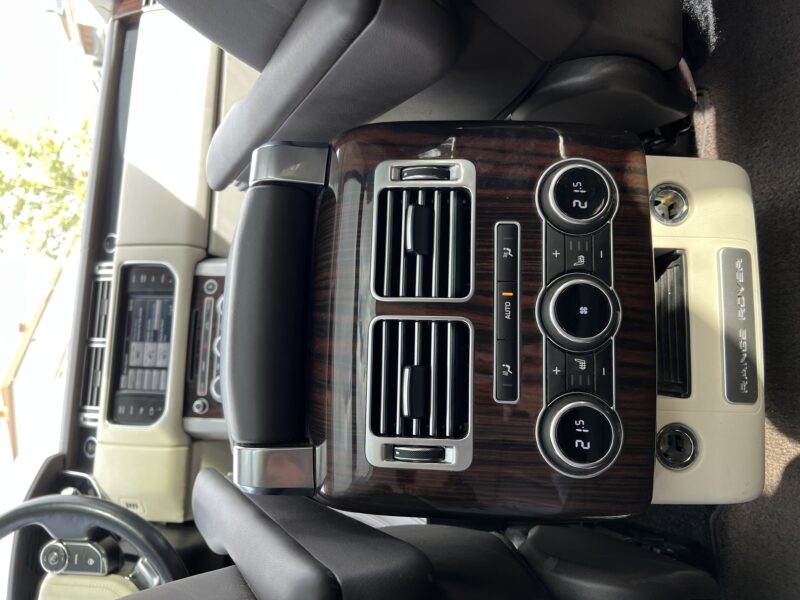 LAND ROVER RANGE ROVER IV 2014