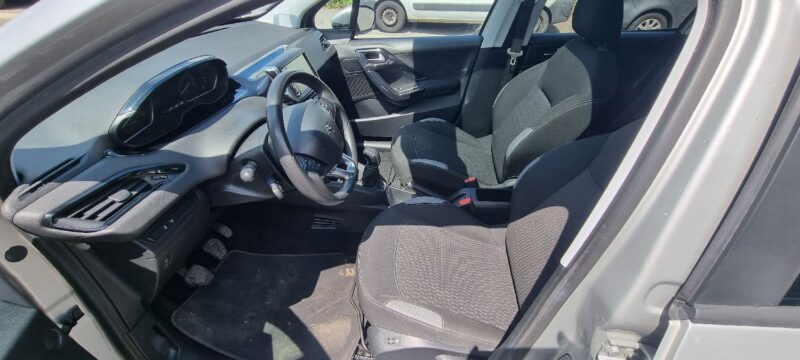 208 PEUGEOT 1.6 BlueHDi 100  100cv ALLURE