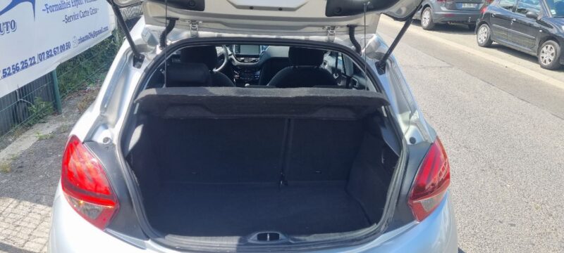 208 PEUGEOT 1.6 BlueHDi 100  100cv ALLURE