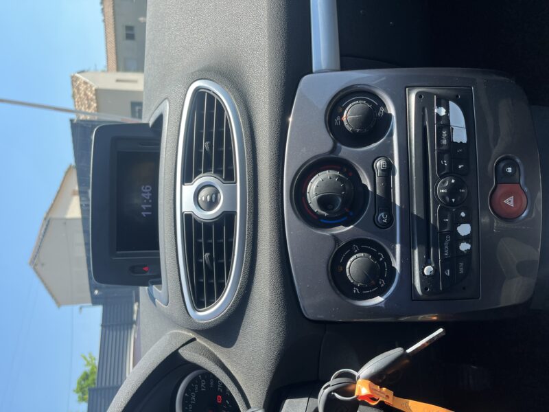 RENAULT CLIO III Grandtour 2012