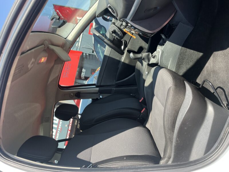 RENAULT CLIO III Grandtour 2012