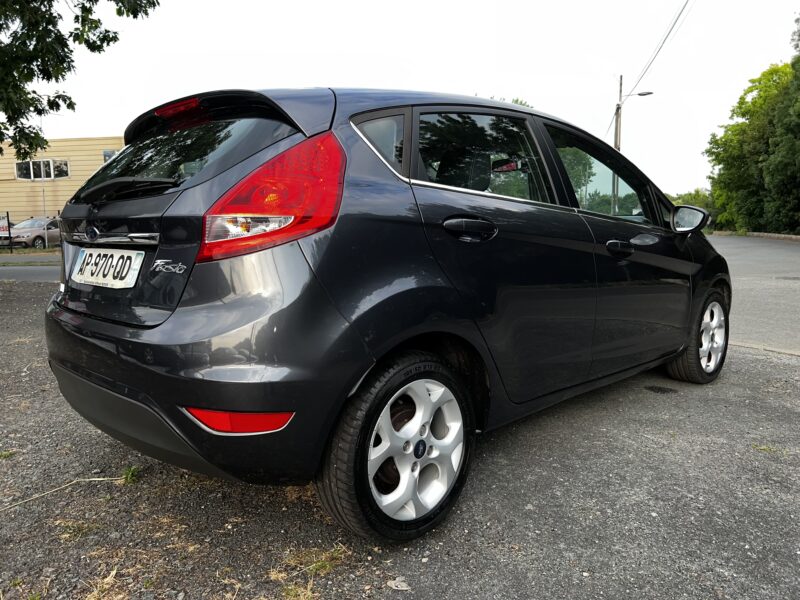 FORD FIESTA VI 2010