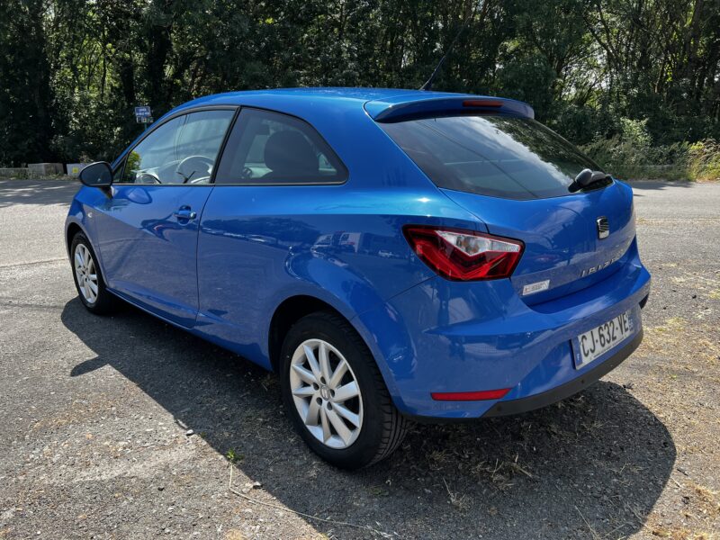 seat ibiza IV 1.2 bleu azur 70 cv faible conso