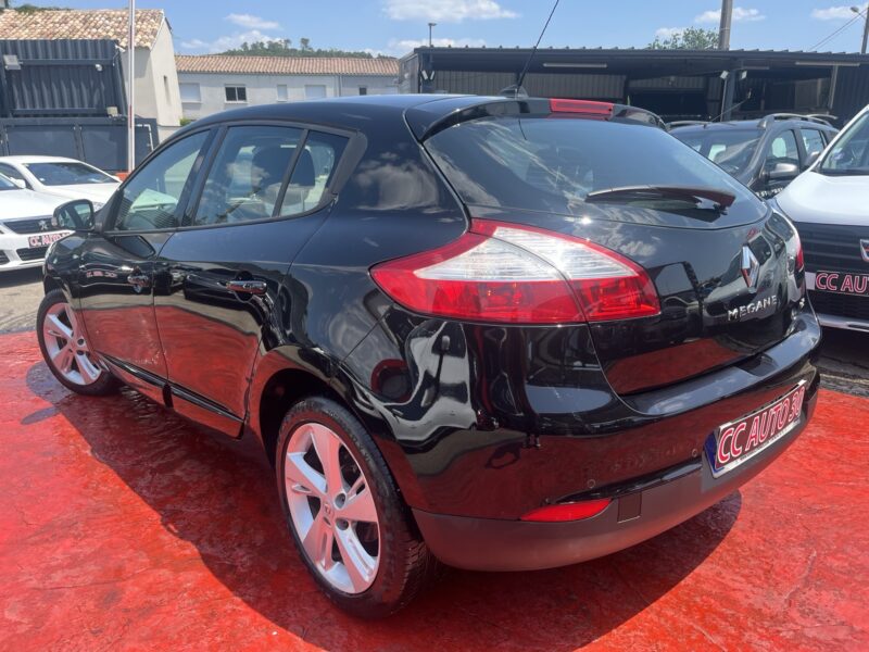 RENAULT MEGANE III  2012