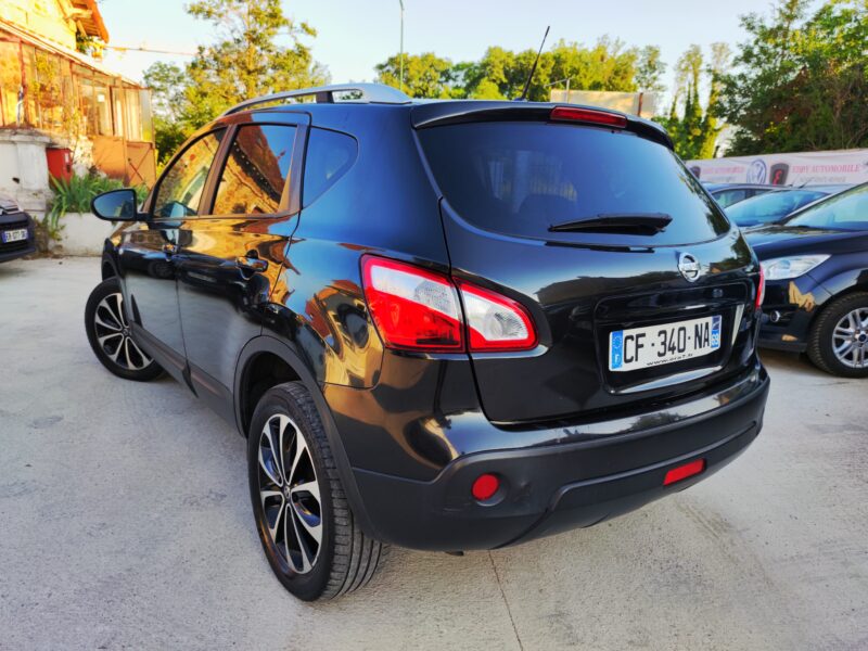 NISSAN QASHQAI 2012