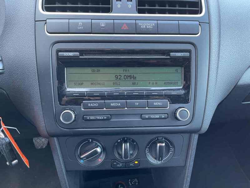 VOLKSWAGEN POLO V 1.4 85 IKKS 