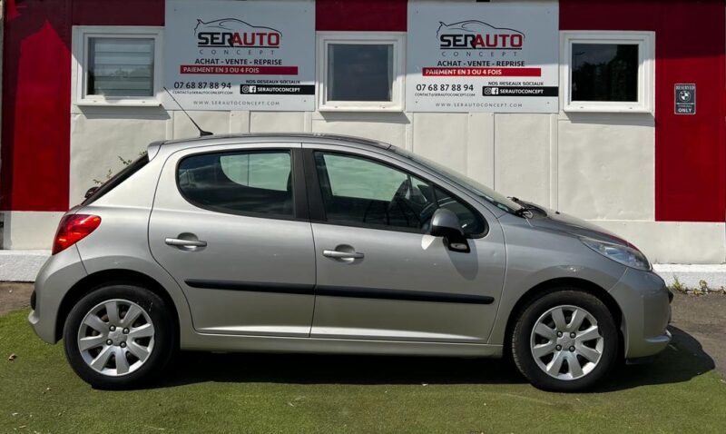 PEUGEOT 207 2009