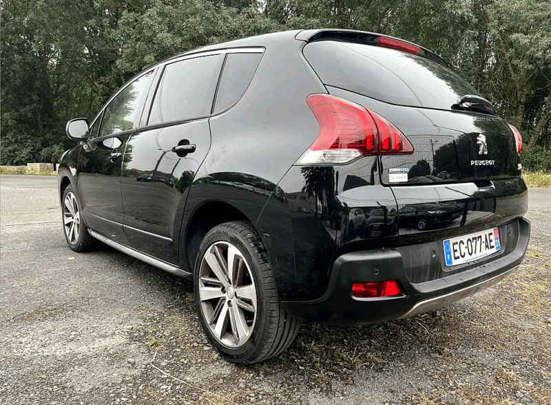 PEUGEOT 3008 SUV 2016