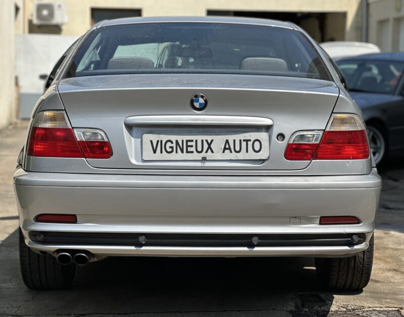 BMW SERIE 3  320 CI  Paiement  en 4 X