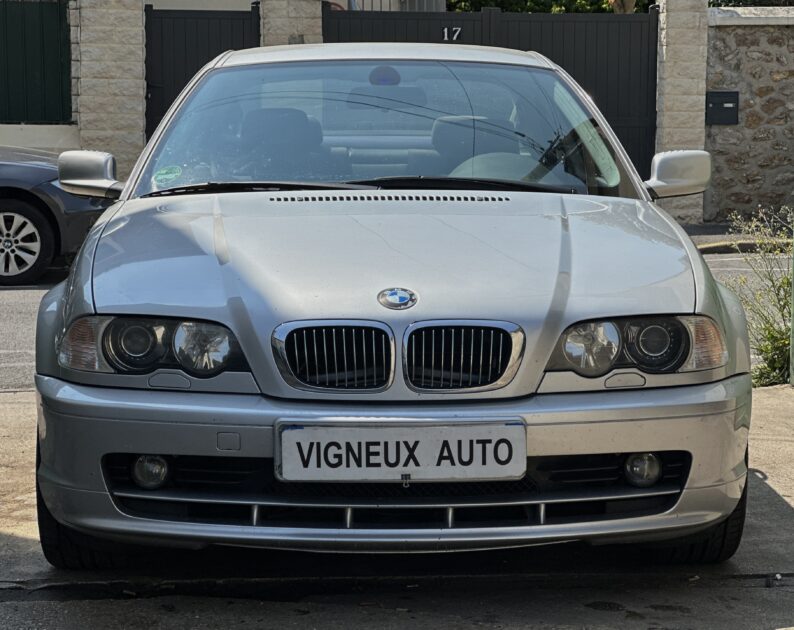 BMW SERIE 3  320 CI  Paiement  en 4 X