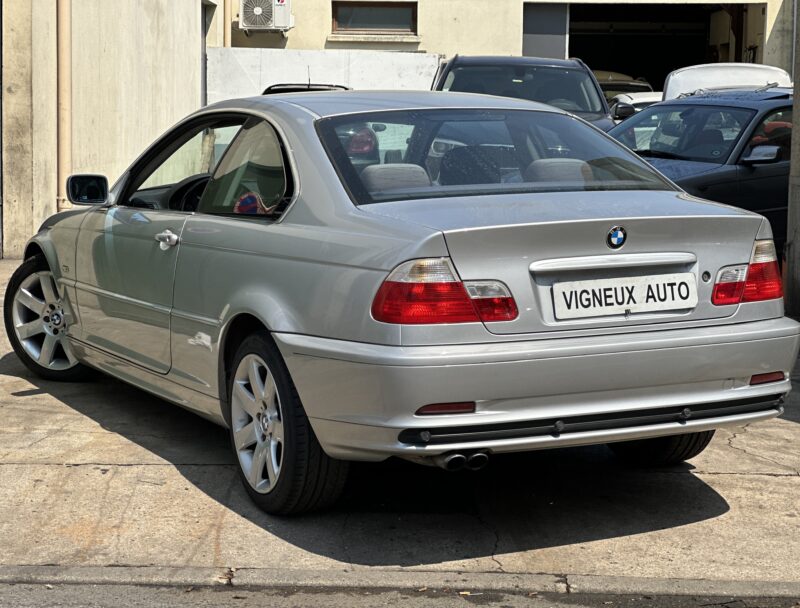 BMW SERIE 3  320 CI  Paiement  en 4 X
