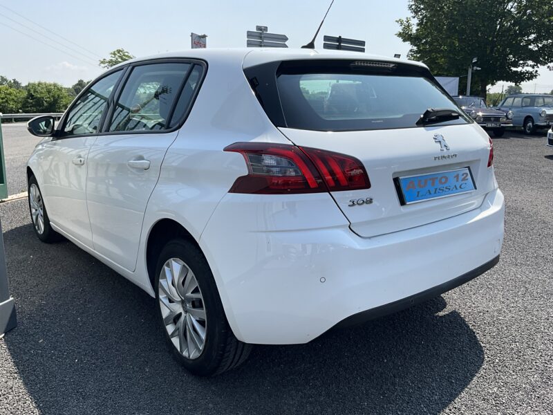 PEUGEOT 308  2017