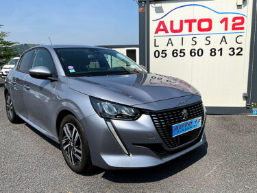 PEUGEOT 208  2021