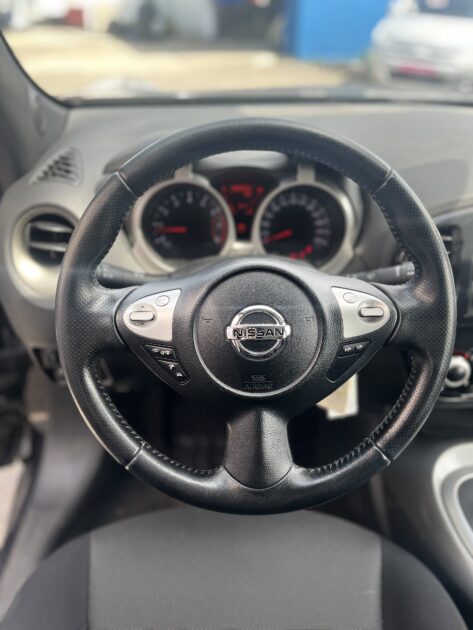 NISSAN JUKE 2012