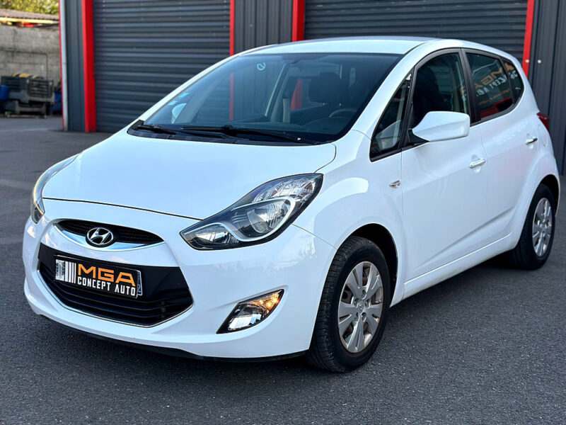 HYUNDAI IX20 2011