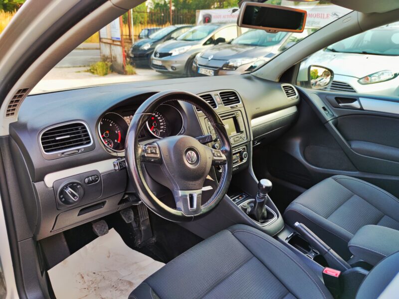 VOLKSWAGEN GOLF 2011